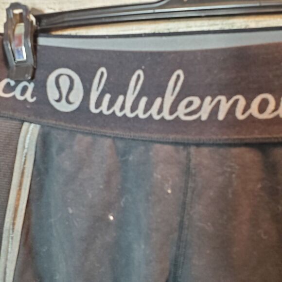 Lululemon Inner Essence Crop Spell Out Logo Waist Pockets Cropped Leggings FLAW - Picture 5 of 7